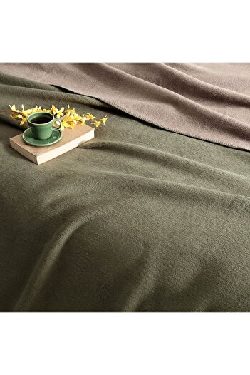 Linens Gloria Green Single Blanket