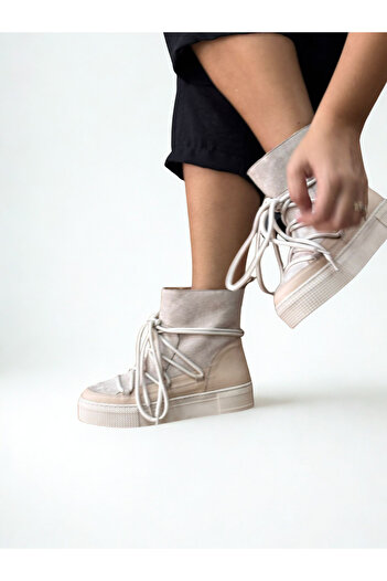NE&VE SHOES Γυναικείες μπότες με κορδόνια με γνήσιο δέρμα σε μπεζ σουέντ με επένδυση από βελούδο