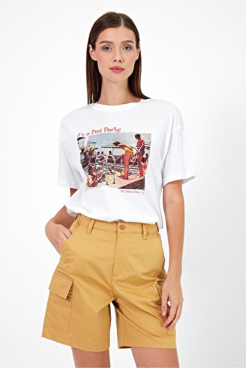 VENA Helen Cargo Pocketed Gabardine Bermuda Shorts-Honey Foam