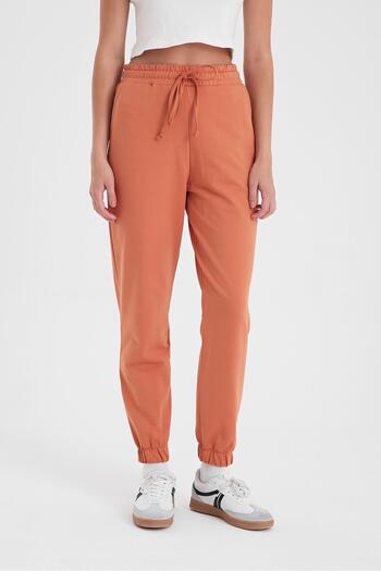 VENA Women's Slim Straight Sweatpants with Elasticated Legs - Caramel