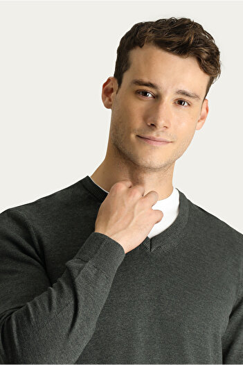Kiğılı V-Neck Slim Fit Slim Fit Cotton Knitwear Sweater