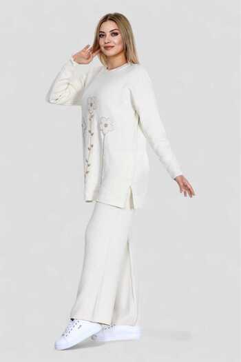 NEWCO Stone-Embroidered Daisy Textured Side-Slit Detail Wide-Leg Two-Piece Knitwear Set -87914623