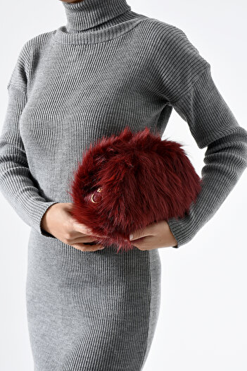byFOX Fashion Plush Small Size Crossbody Shoulder Bag with Snap Closure and Zipper Closure Width: 18cm Length: 13cm Bottom: 5cm