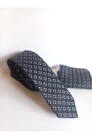 Kravatistan Navy Blue Square Patterned Thin Tie and Handkerchief Set