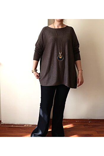 Butik Şans Oversize Italian Knitwear Blouse with Necklace Detail