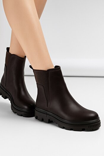 İmerShoes Women's Daily Rubber Detailed Zippered Thick Anti-Slip Sole Black Skin Boots Boots 631