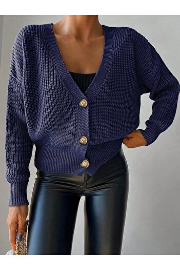 Silerra Women's long sleeve button detail knit blouse