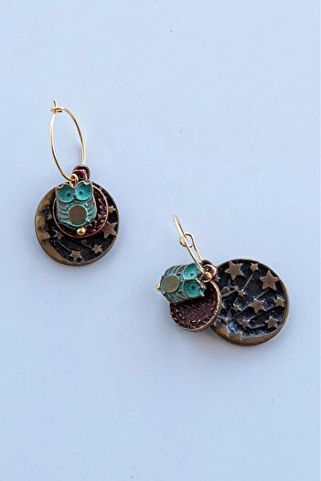 Lila Rosa Authentic Earrings with Owl Star Figure