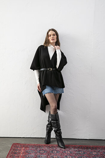 Wega Moda Women's Belted Knit Poncho / Cape – Stylish and Comfortable Poncho, Knit Poncho