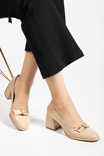Dilimler Ayakkabı Plus Size Women's Thick Heeled Shoes Patent Leather Bow Round Toe