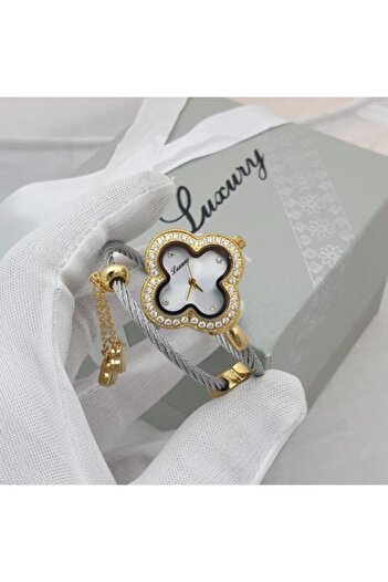 LUXURY National Day Offer Women's Watch with Gold and Silver Steel Band