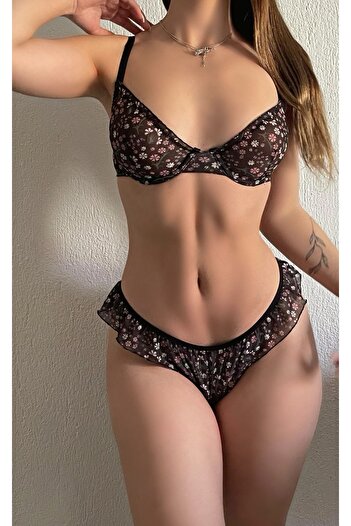 Store Fırfırlı Sütyen Takımı