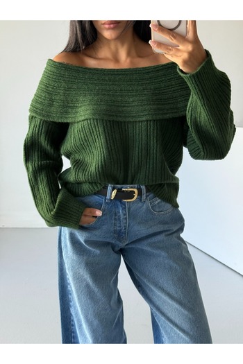AlanTeks Degaje Madonna Collar Comfortable Fit Women's Knitwear Sweater