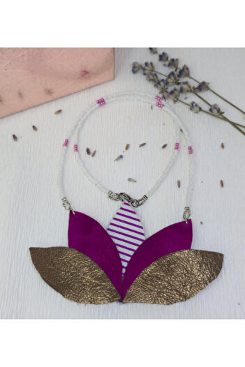 Amma Design Handmade pendant made of natural leather in the shape of a lotus flower