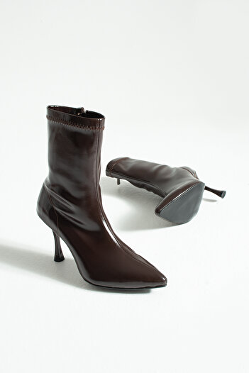 es exello Nox Goblet Heeled Bitter Brown Stretch Boots