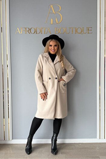 Afrodita Boutique Amorelia coat