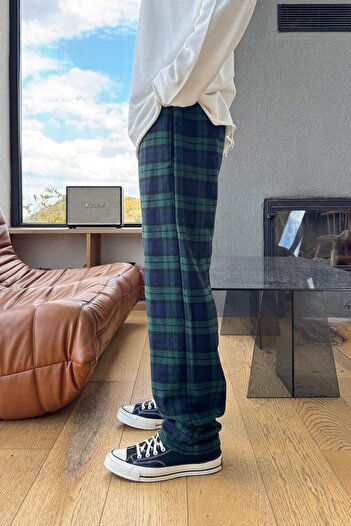 Flaw Wear Plaid Pattern Sweatpants