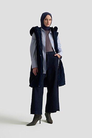 Armine TREND Quilted Vest with Fur Lining on the Hood Navy Blue 25Kt505