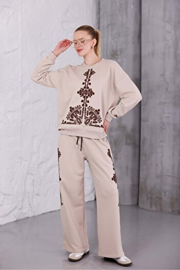 Pulli Collection Oversize Tracksuit Set with Embroidery Detail