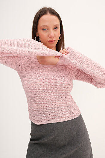 Addax Knitted Sweater with Tie Back K10310