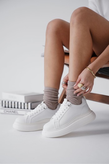 TRENDELLA Freya White Women's Sneakers