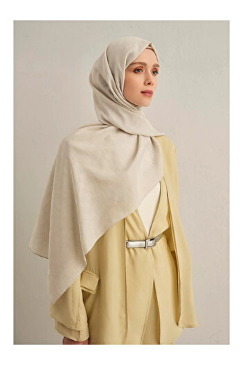Armine Pamora Shawl 2