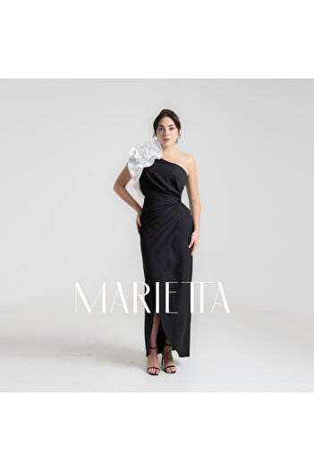 mariettamksa Soft black dress with roses