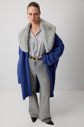 Touché Privé Oversize Knit Cardigan with Pockets