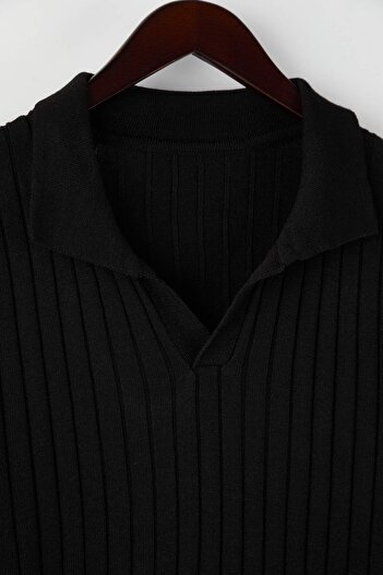 Trendyol Collection Черен пуловер с V-образно деколте, обикновен, голям размер TMNAW26AN00001