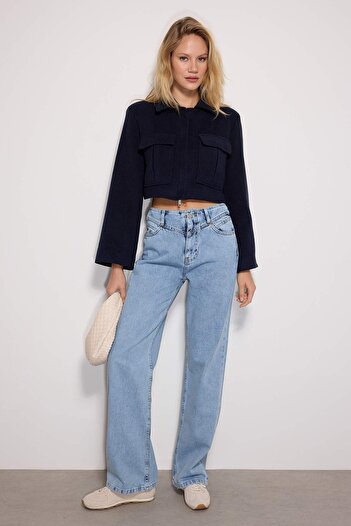Trendyol Collection Blugi cu talie înaltă cu detaliu albastru cu talie înaltă TWOSS21JE0385