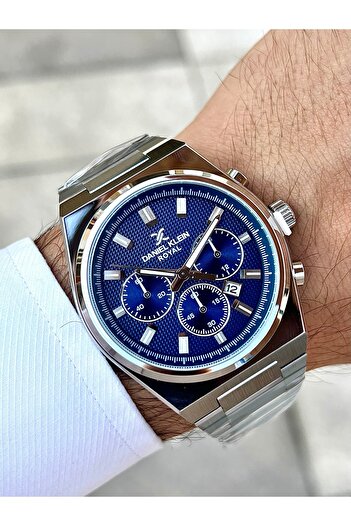 Daniel Klein Men's Watch with Durable and Stylish Design Steel Band