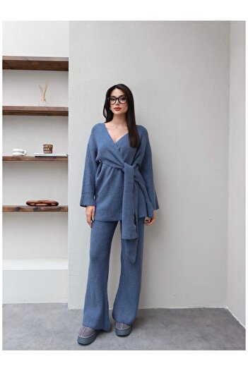ESRAHELVACI Tie-Up Knitwear Set