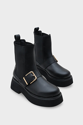 Capone Outfitters Γυναικείες μπότες Gennie με στρογγυλή μύτη και πλαϊνή σόλα