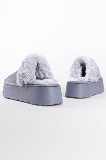 Capone Outfitters Papuci pentru femei cu vârf închis Ericka Furry