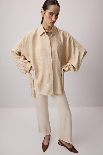 Touché Privé Jacquard Balloon Sleeve Shirt