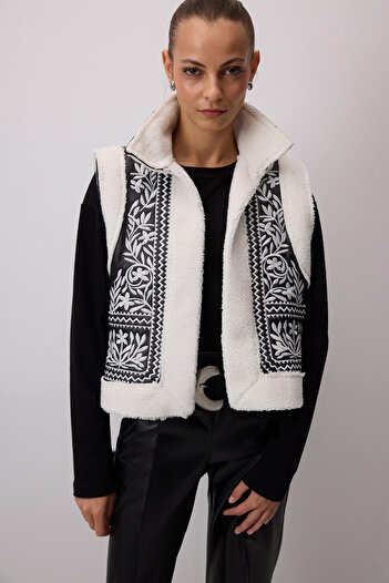Touché Privé Vegan Leather Embroidered Fur Vest