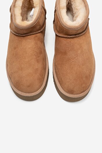 LuviShoes Γυναικείες μίνι μπότες VEYRA Tan Suede από γνήσιο δέρμα με σόλα πλατφόρμας από γούνα