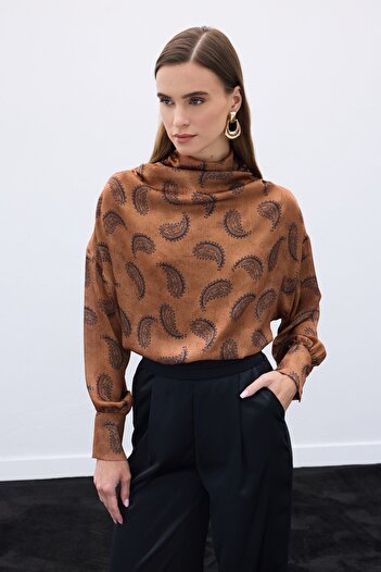 Sateen Degaje Collar Patterned Blouse - Brown