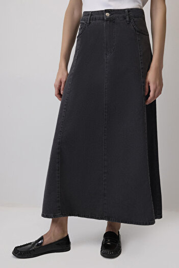 Touché Privé A-Cut Denim Skirt