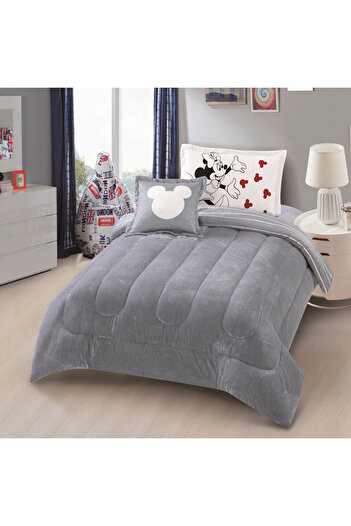 HOURS Horse Winter Children's Fur Bedspread with Velvet on Both Sides, Suitable for a Bed Size 120 x 200 cm, Consisting of 4 Pieces