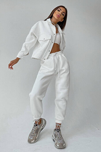 FashionForYou Women's padded tracksuit, Arina, loose pants and button-up blouse, White