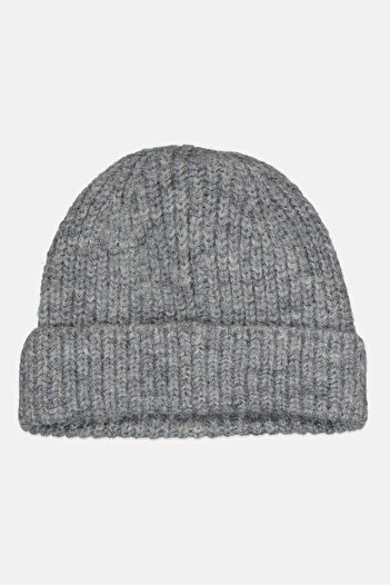 Reserved Women Textured Beanie Cap, Grey