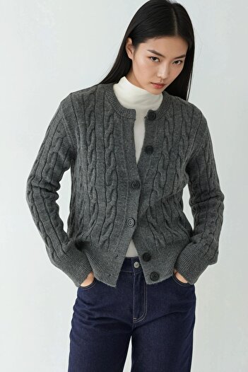 Hiccup Hair Braid Patterned Buttoned Knitwear Cardigan