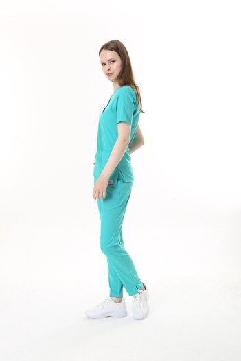 İBA Modern Medical Suit