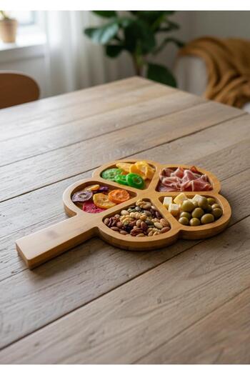 HomeTarz Clover Bamboo Serving Plate - 23 cm