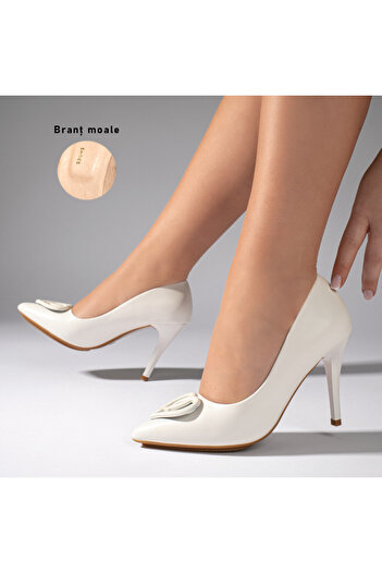 BMoD Women's white shoes with thin heel and ornaments MOD10959