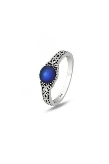 Boutique 23 - Braided Mood Silver Ring, mood model that changes color