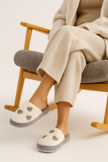 Beyond Women's Gray Teddy Bear Embroidered Plush House Slippers Byndfkb02