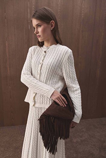 Hooopstore Knitted Textured Knitwear Cream Skirt Set