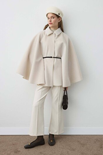Hooopstore Suede Belt Detailed Cape Stone Coat